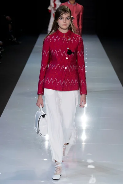 Look 38